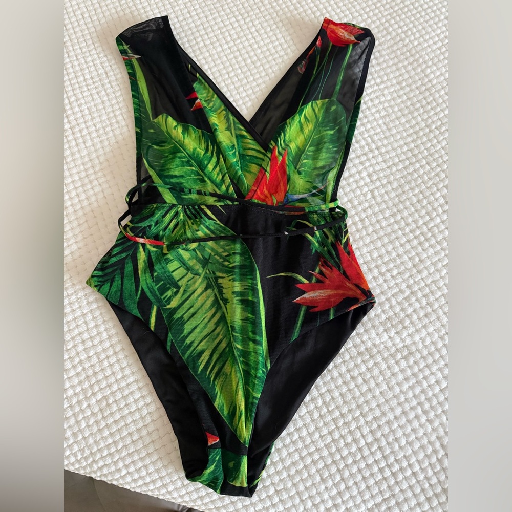 Bodysuit - Picture 6 of 6